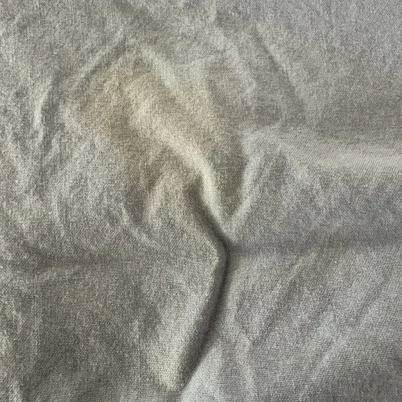 Williams Sonoma Light Blue and Soft Yellow napkins set of 8 - Picture 6 of 7